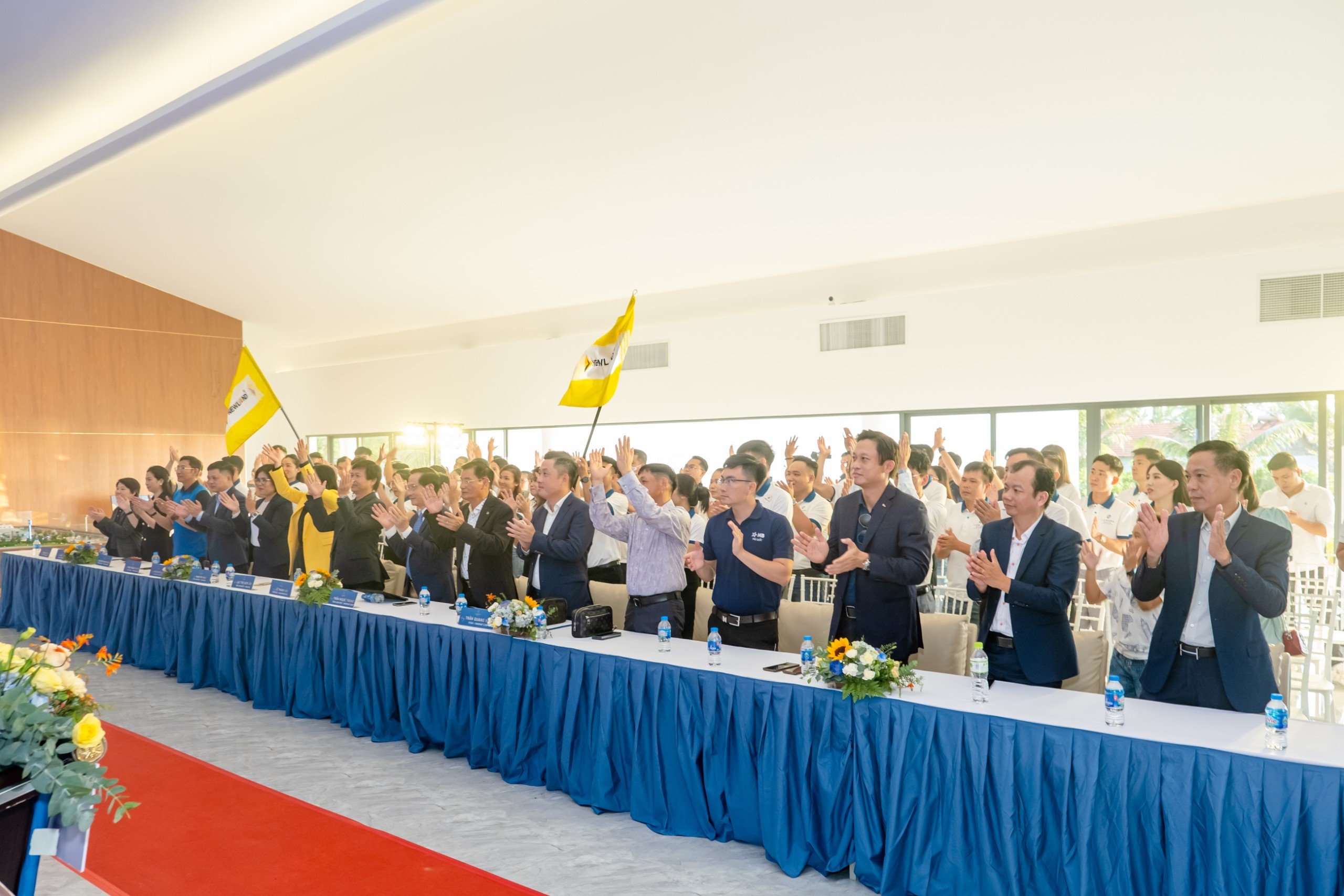Sự kiện Kick-off dự án Lumera Beach với chủ đề “Buổi chia sẻ thông tin khu phức hợp nghỉ dưỡng thương mại Stay & Chill ven biển liền kề sân bay dầu tiên tại Phú Quốc” diễn ra trong không khí hào hứng, sôi nổi